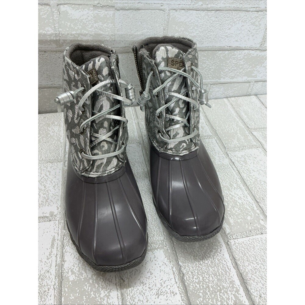 Sperry Women's Snow Boots Size 7 In New Condition With  Out Tags